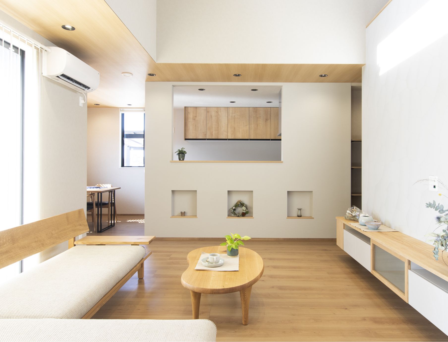 Order house